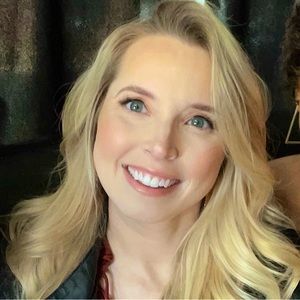 Meet your Posher, Paige